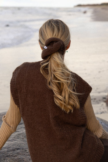 Melody Mohäär Scrunchie Šokolaad