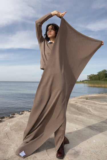 Via 100% Merino Scarf Taupe